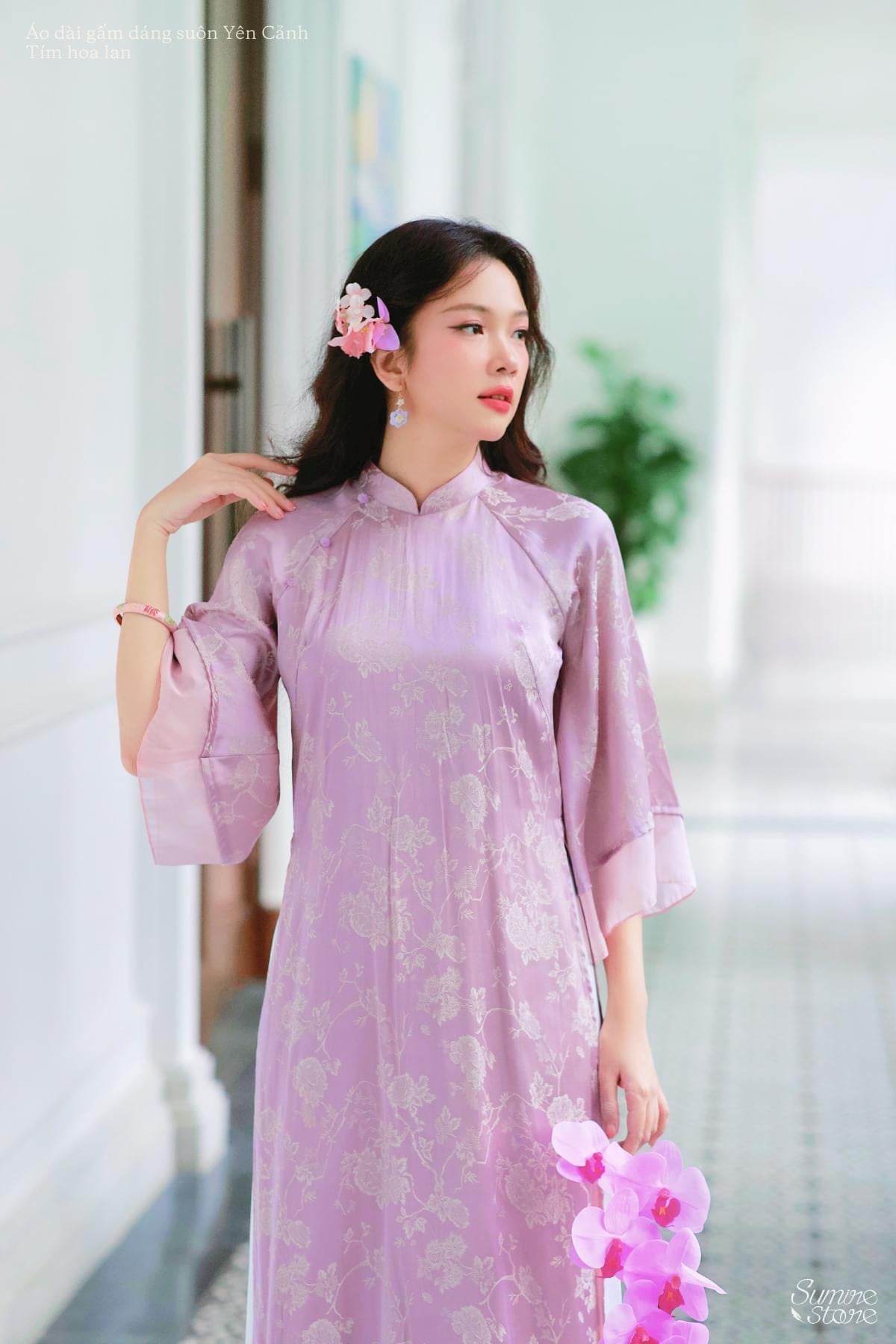 Áo dài gấm hoàng gia màu tím pastel- purple silk áo dài