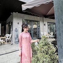 Áo dài cách tân suông gấm Vân Tiều cúc bọc màu hồng- Modern Ao Dai