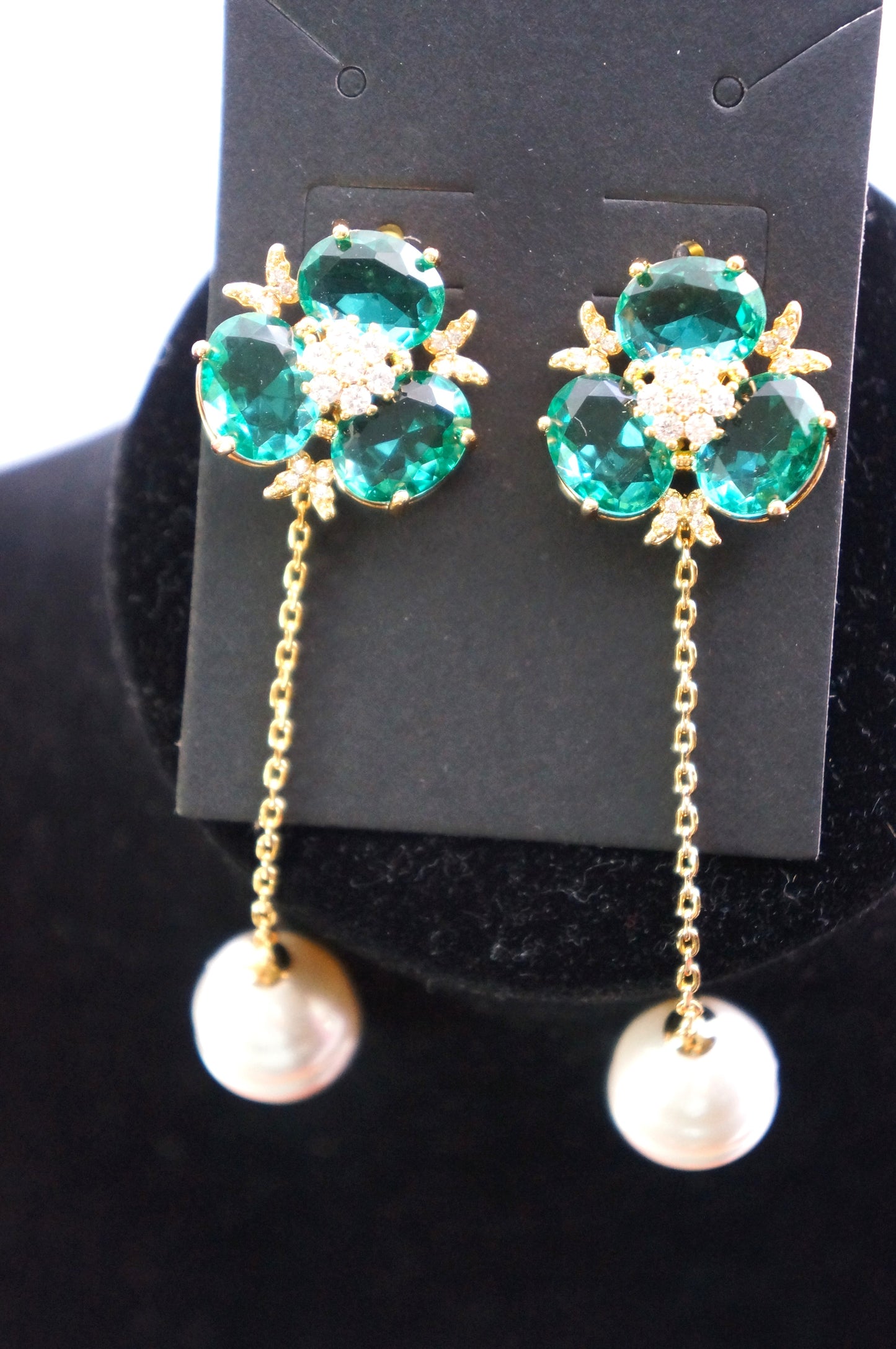 emerald earrings