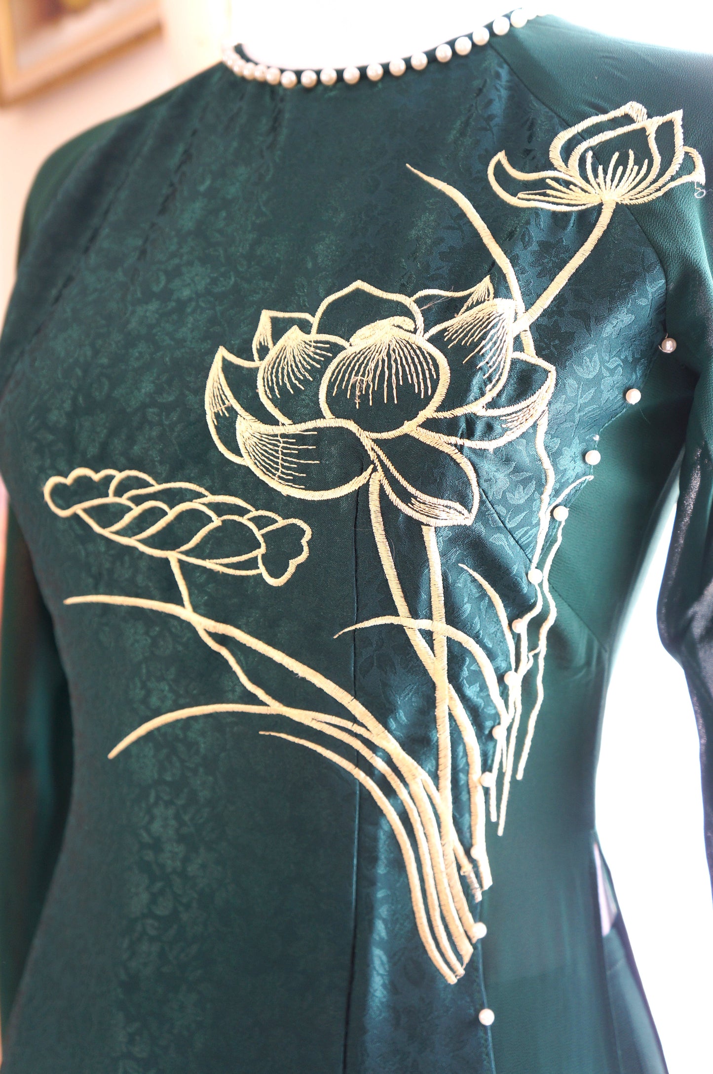 Gấm phối chiffon 4 tà quần 2 lớp thêu- pre-made set of deep green embroidery chiffon ao dai