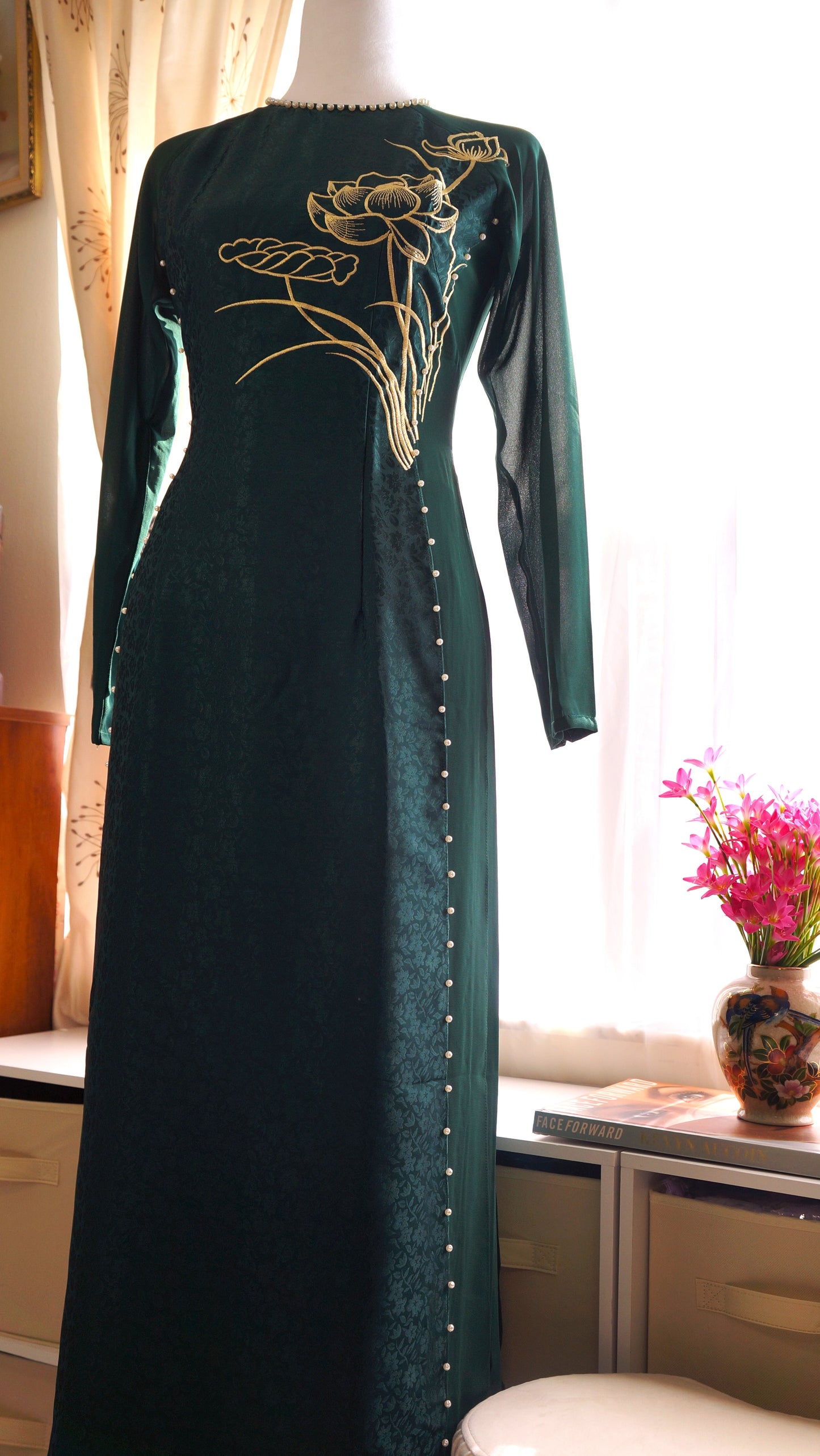 Gấm phối chiffon 4 tà quần 2 lớp thêu- pre-made set of deep green embroidery chiffon ao dai