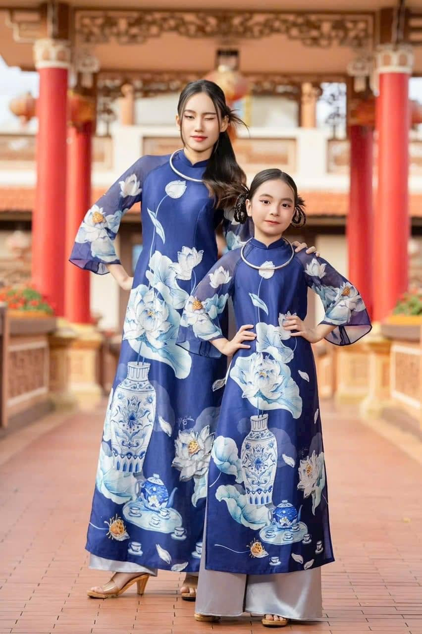 Set Áo dài sen xanh đính cườm- set of double layers blue lotus áo dài