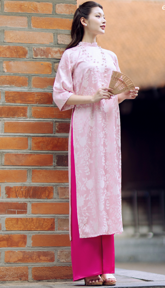 Bộ áo dài gấm cách tân hồng/ Pre-made Modern Vietnamese Ao Dai set