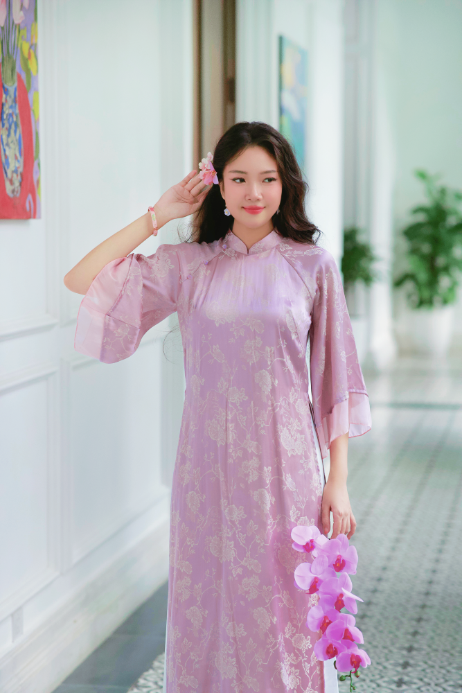 Áo dài gấm hoàng gia màu tím pastel- purple silk áo dài