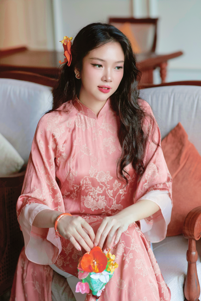 Áo dài gấm hoàng gia suông màu cam - orange silk áo dài