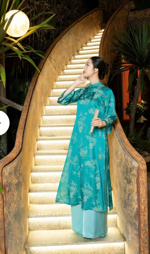 Bộ áo dài cách tân gấm xanh/ Pre-made Modern Vietnamese Ao Dai set