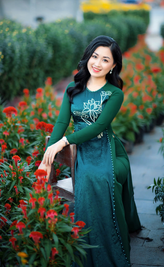 Gấm phối chiffon 4 tà quần 2 lớp thêu- pre-made set of deep green embroidery chiffon ao dai